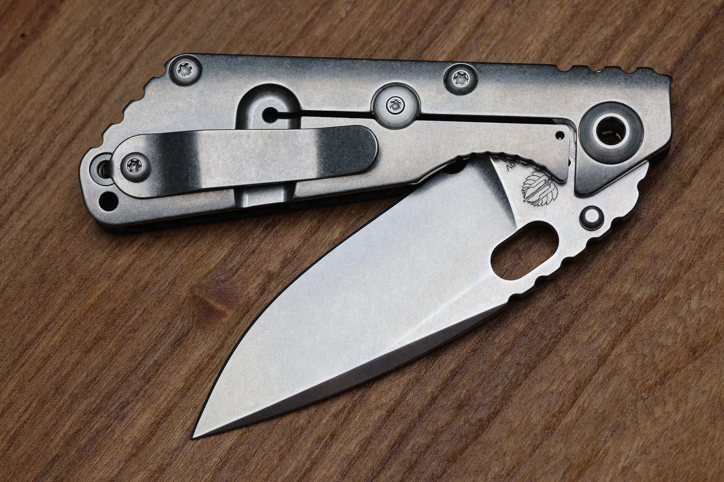 MICK STRIDER SNG CONTOURED CARBON FIBER/TITANIUM & S30V