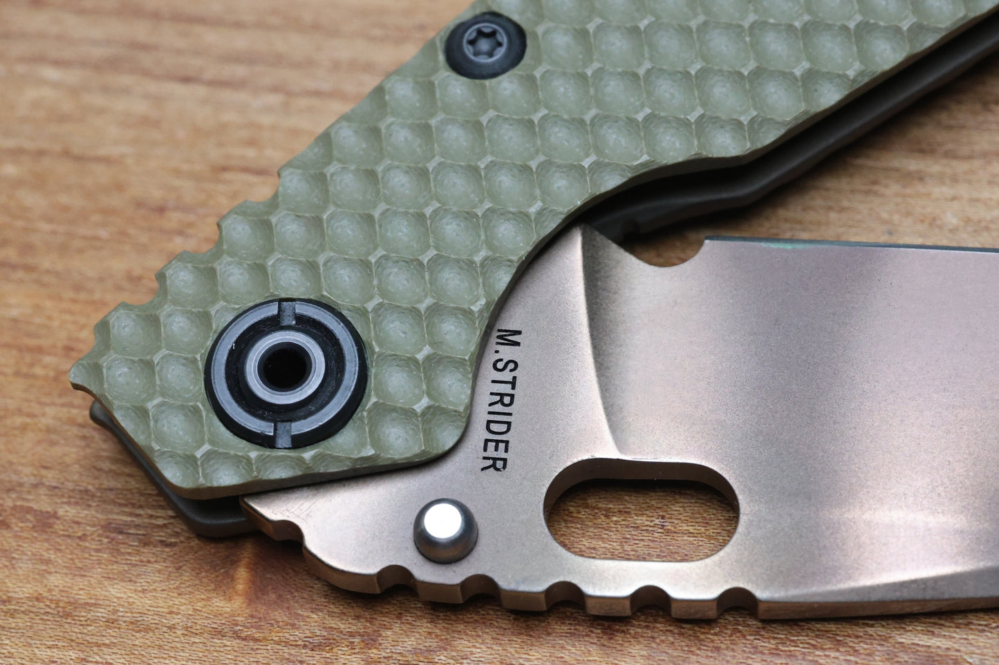 MICK STRIDER SNG OD GREEN DGG DOUBLE GUNNER GRIP & ANTIQUE BRONZE W/ GHOSTSTRIPE S30V
