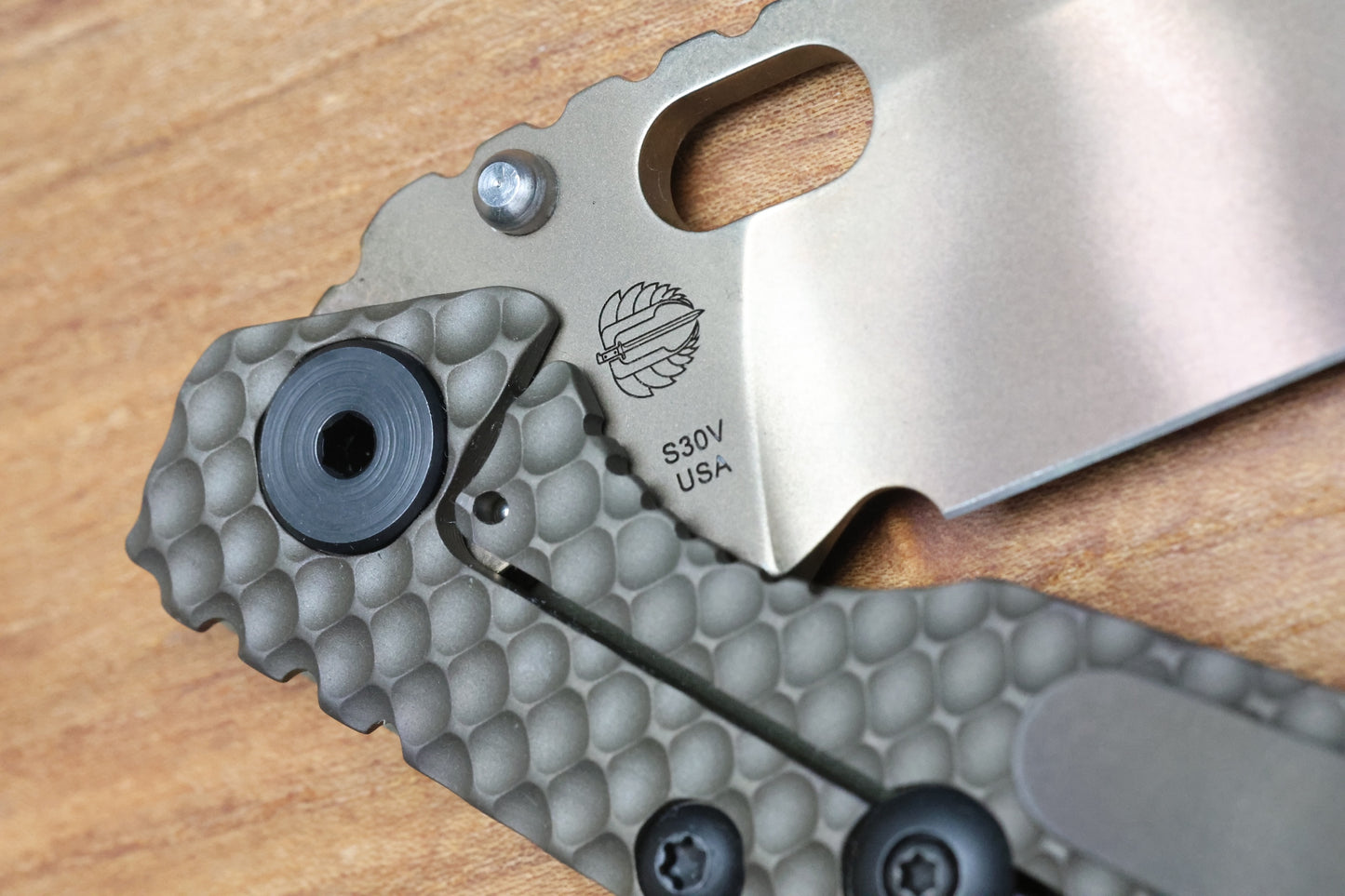 MICK STRIDER SNG OD GREEN DGG DOUBLE GUNNER GRIP & ANTIQUE BRONZE W/ GHOSTSTRIPE S30V
