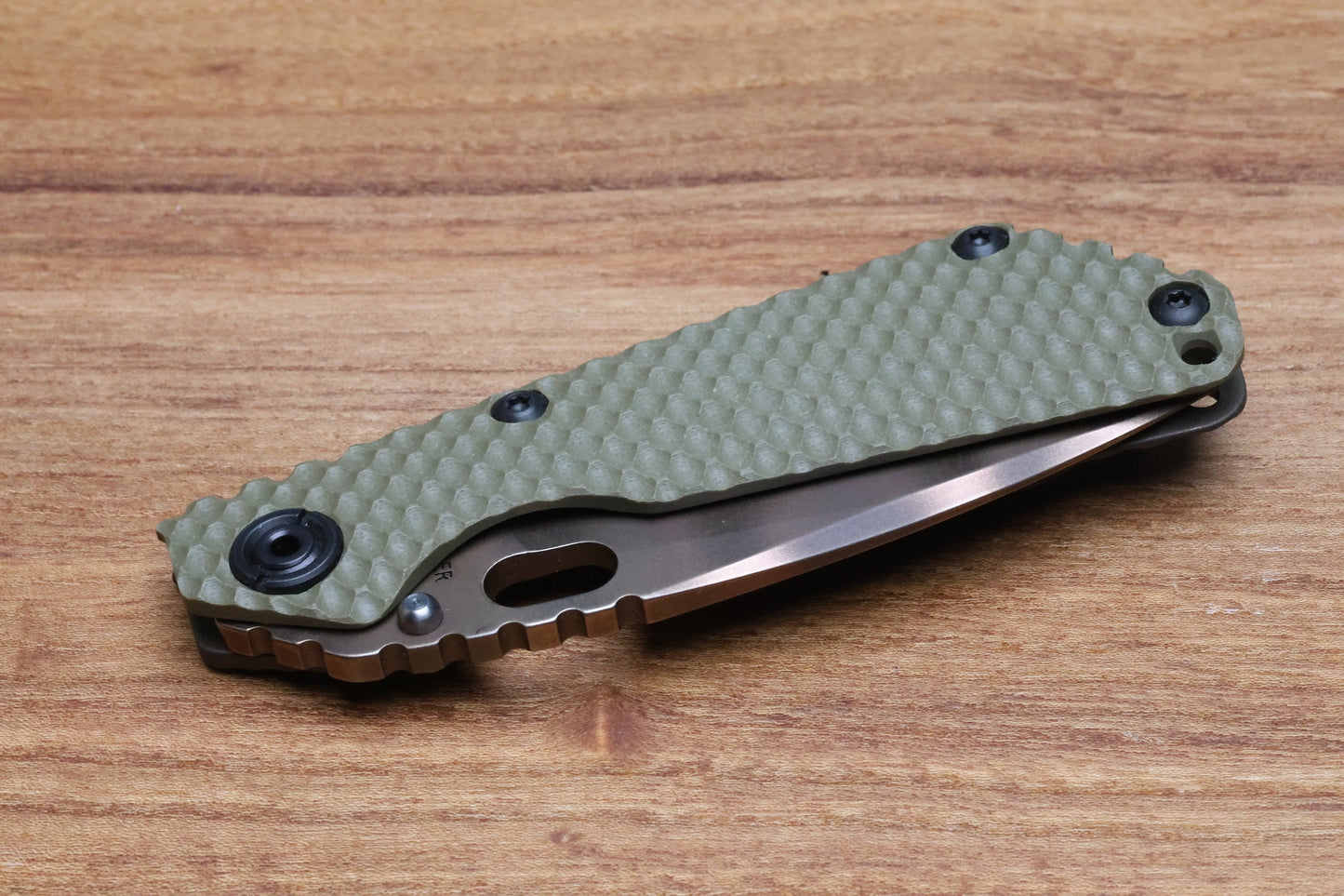 MICK STRIDER SNG OD GREEN DGG DOUBLE GUNNER GRIP & ANTIQUE BRONZE W/ GHOSTSTRIPE S30V
