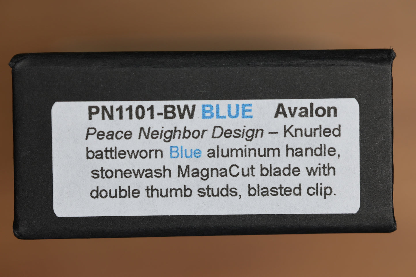 PRO-TECH AVALON PEACE NEIGHBOR W/ BATTLEWORN KNURLED BLUE ALUMINUM HANDLE & MAGNACUT PN1101-BW BLUE