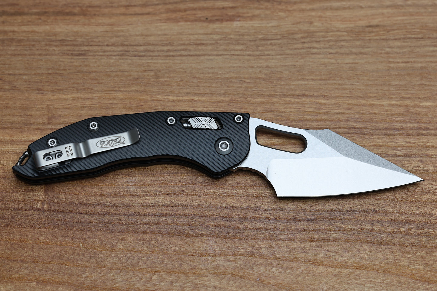 MICROTECH KNIVES MANUAL STITCH RAM LOK FLUTED BLACK ALUMINUM & M390MK 169RL-10 FL