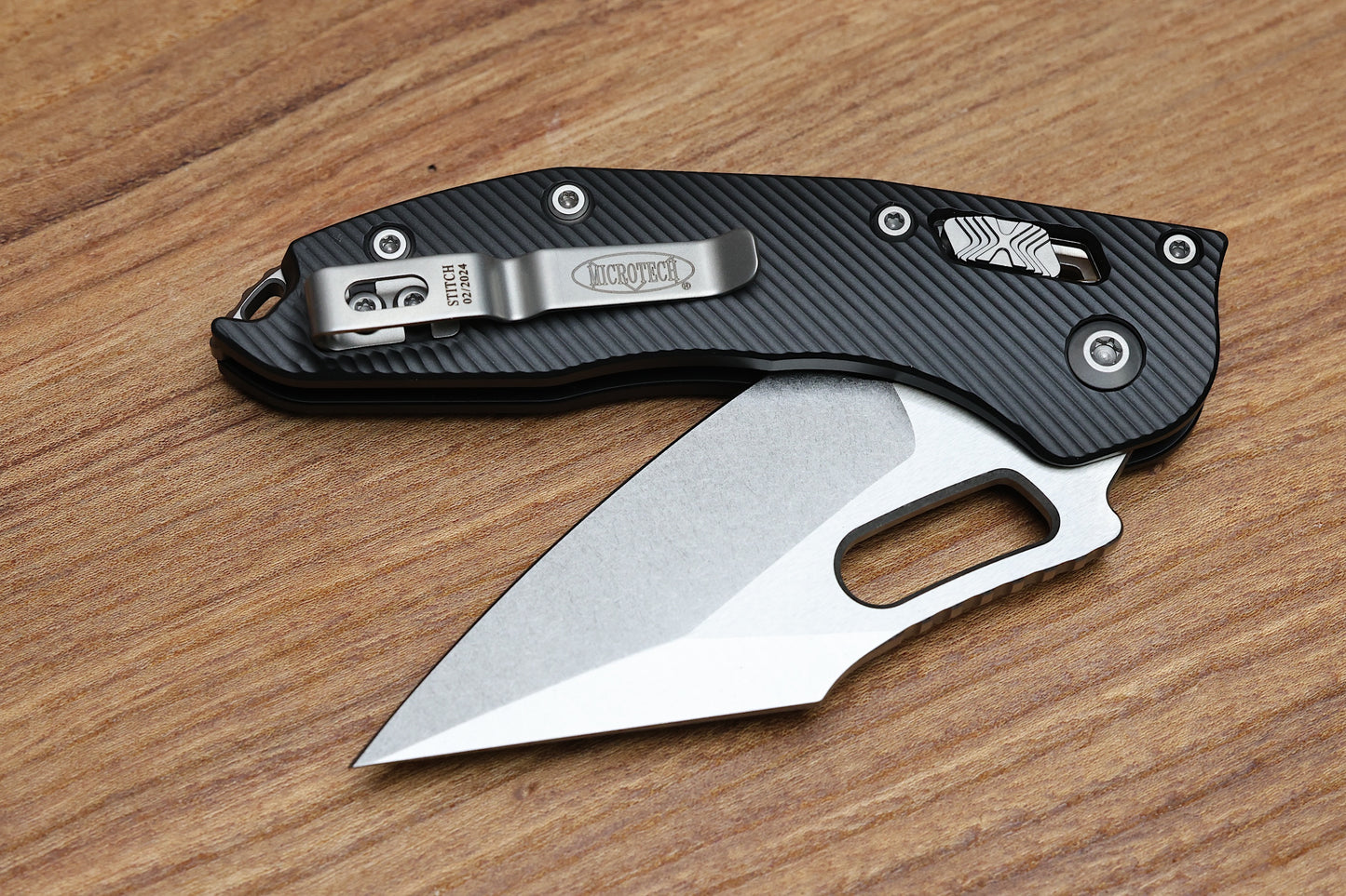 MICROTECH KNIVES MANUAL STITCH RAM LOK FLUTED BLACK ALUMINUM & M390MK 169RL-10 FL