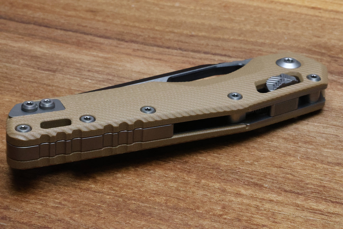 MICROTECH KNIVES MSI RAM LOK TAN G-10 & TWO TONE BLACK M390MK 210-1 FLGTTA