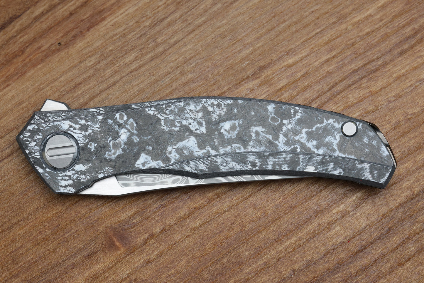 SHIROGOROV KNIVES QUANTIUM WKM - TITANIUM/WHITE CARBOTI HANDLE - ZDI-E BLADE - MRBS