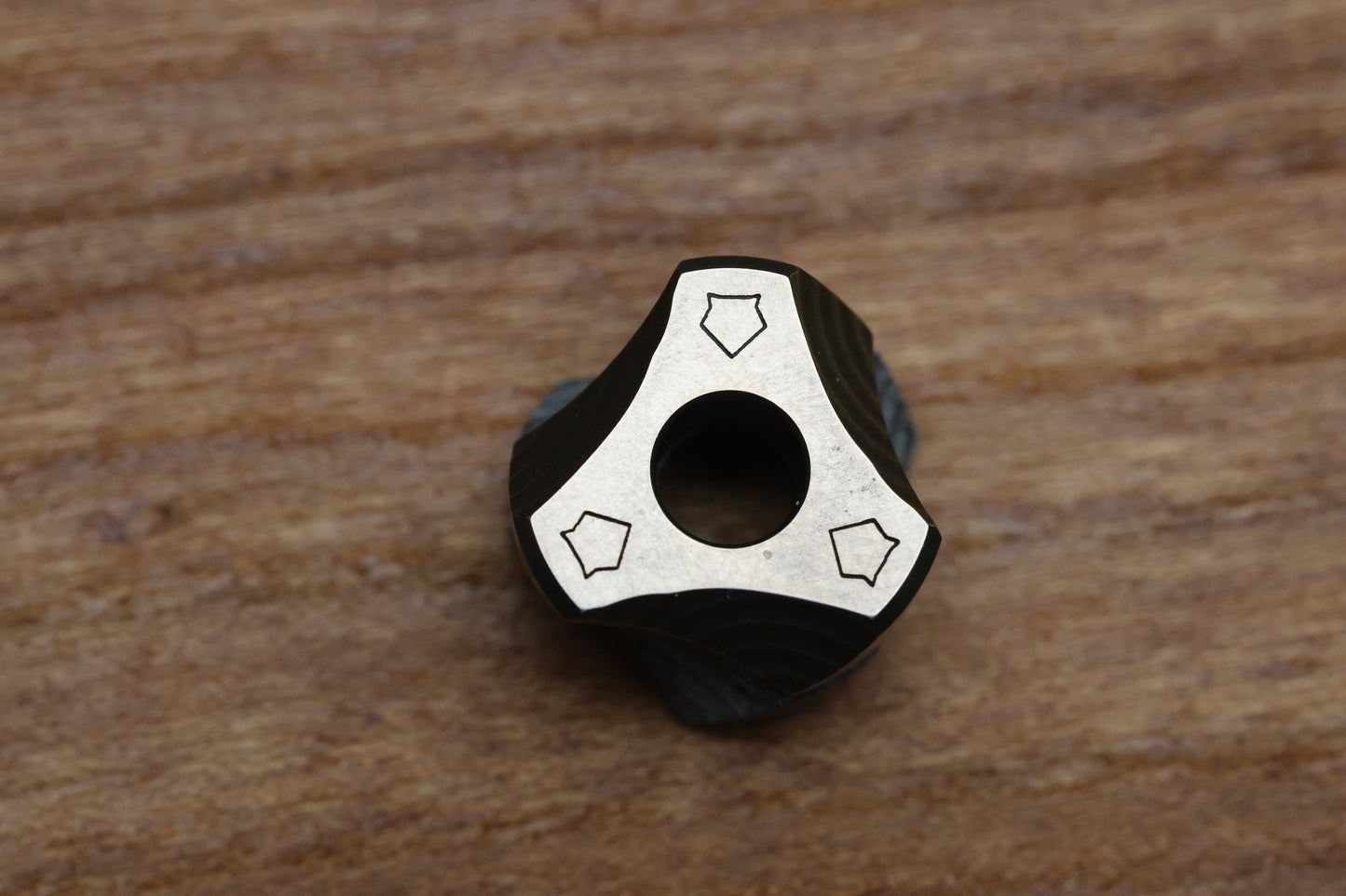 SHIROGOROV KNIVES QUANTIUM WKM - TITANIUM/WHITE CARBOTI HANDLE - ZDI-E BLADE - MRBS