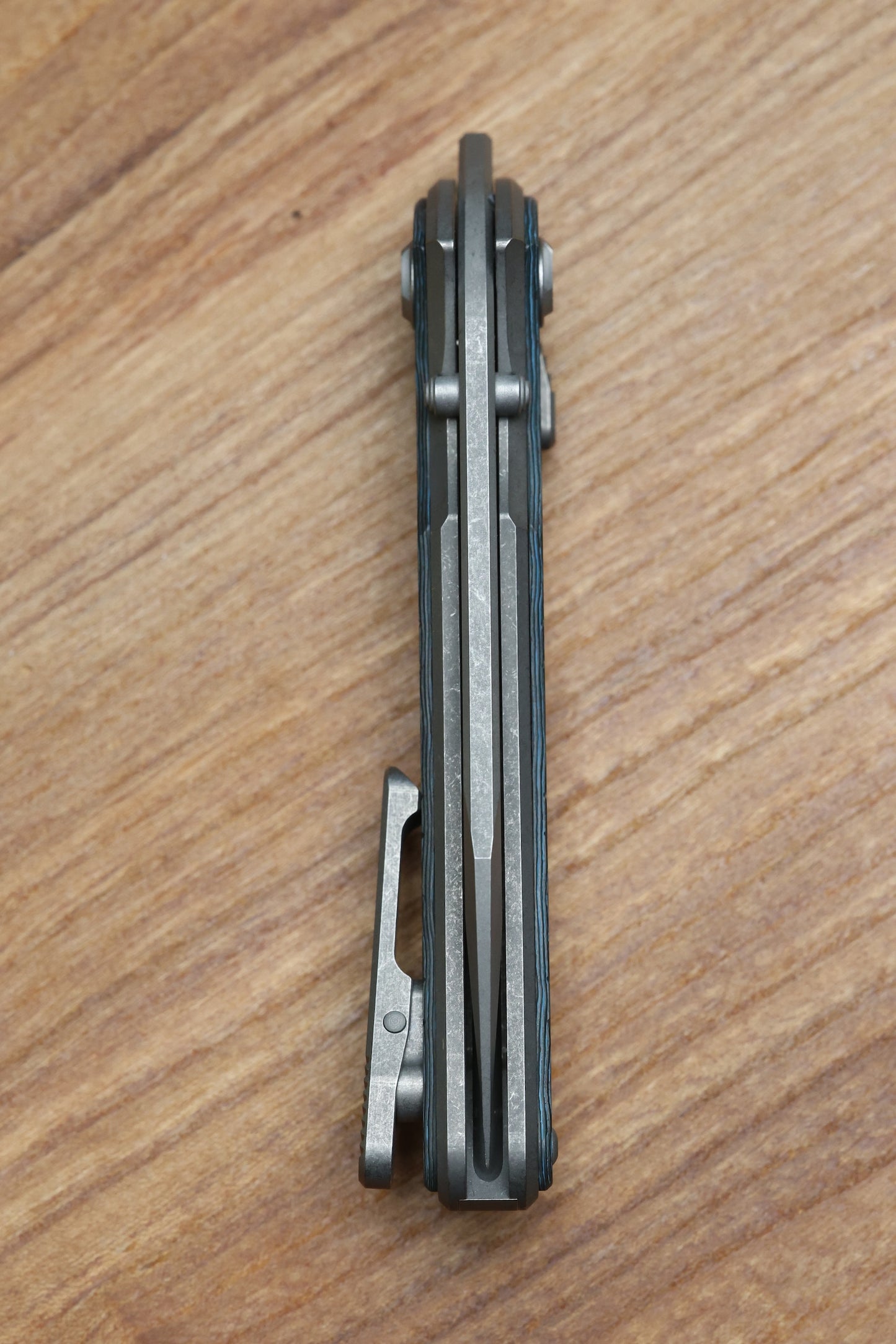 HAWK KNIFE DESIGNS TALON STONEWASHED M390 BLADE, ARCTIC STORM, FAT CARBON HANDLE OVERLAYS