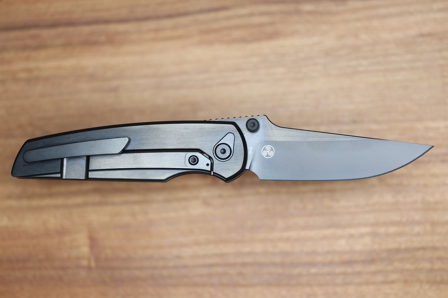 CHAVES JAKE MCCOY INTEGRAL DISCIPLE STREET BLACK SATIN PVD TITANIUM BLACK SATIN PVD M390 BLADE