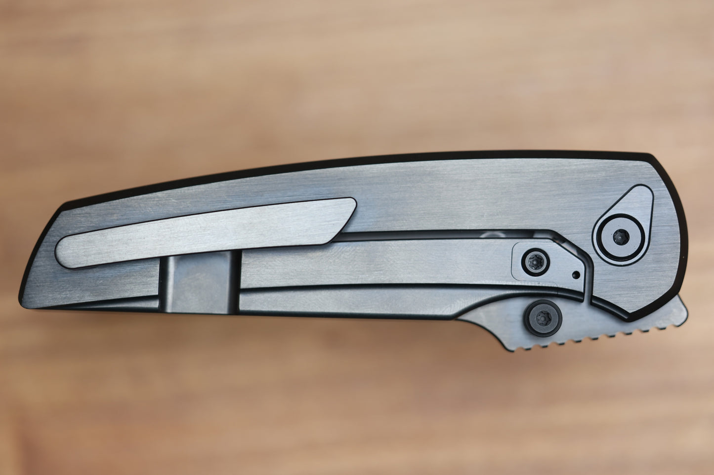 CHAVES JAKE MCCOY INTEGRAL DISCIPLE STREET BLACK SATIN PVD TITANIUM BLACK SATIN PVD M390 BLADE