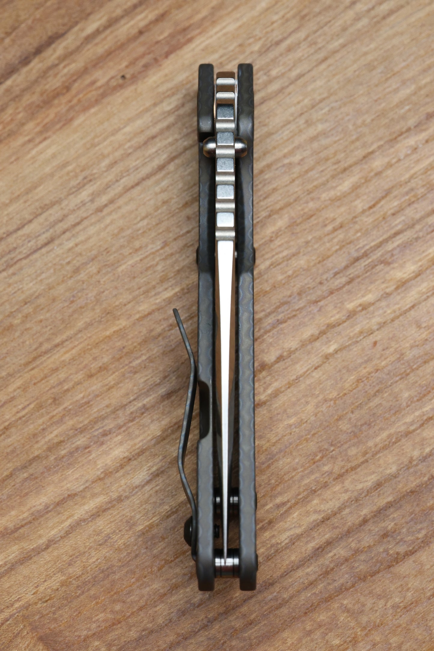 STRIDER KNIVES SNG DSS, STONEWASHED CPM-S30V BLADE, FLAMED TITANIUM TOP SCALE, FLAMED TITANIUM FRAME