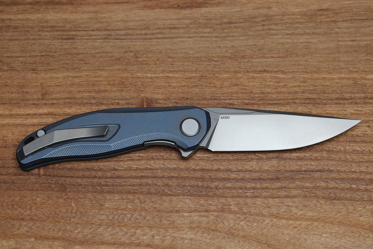 SHIROGOROV STELLAR – BLUE TITANIUM HANDLE – M390 BLADE – MRBS