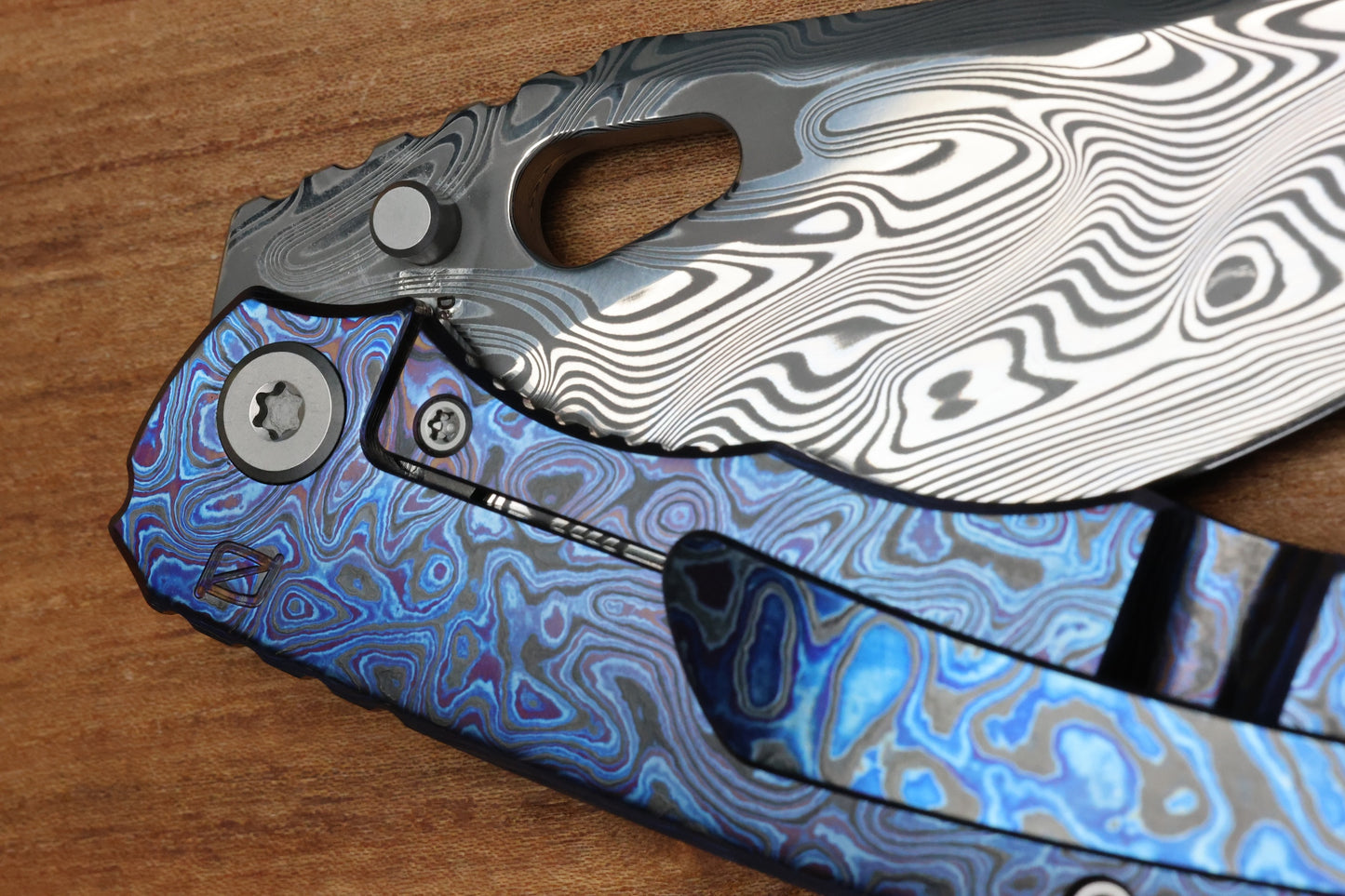 CUSTOM KNIFE FACTORY & ROTTEN DESIGN FULL DRESS EVO 1.1 ZIRCUTI HANDLES W/ DAMASTEEL