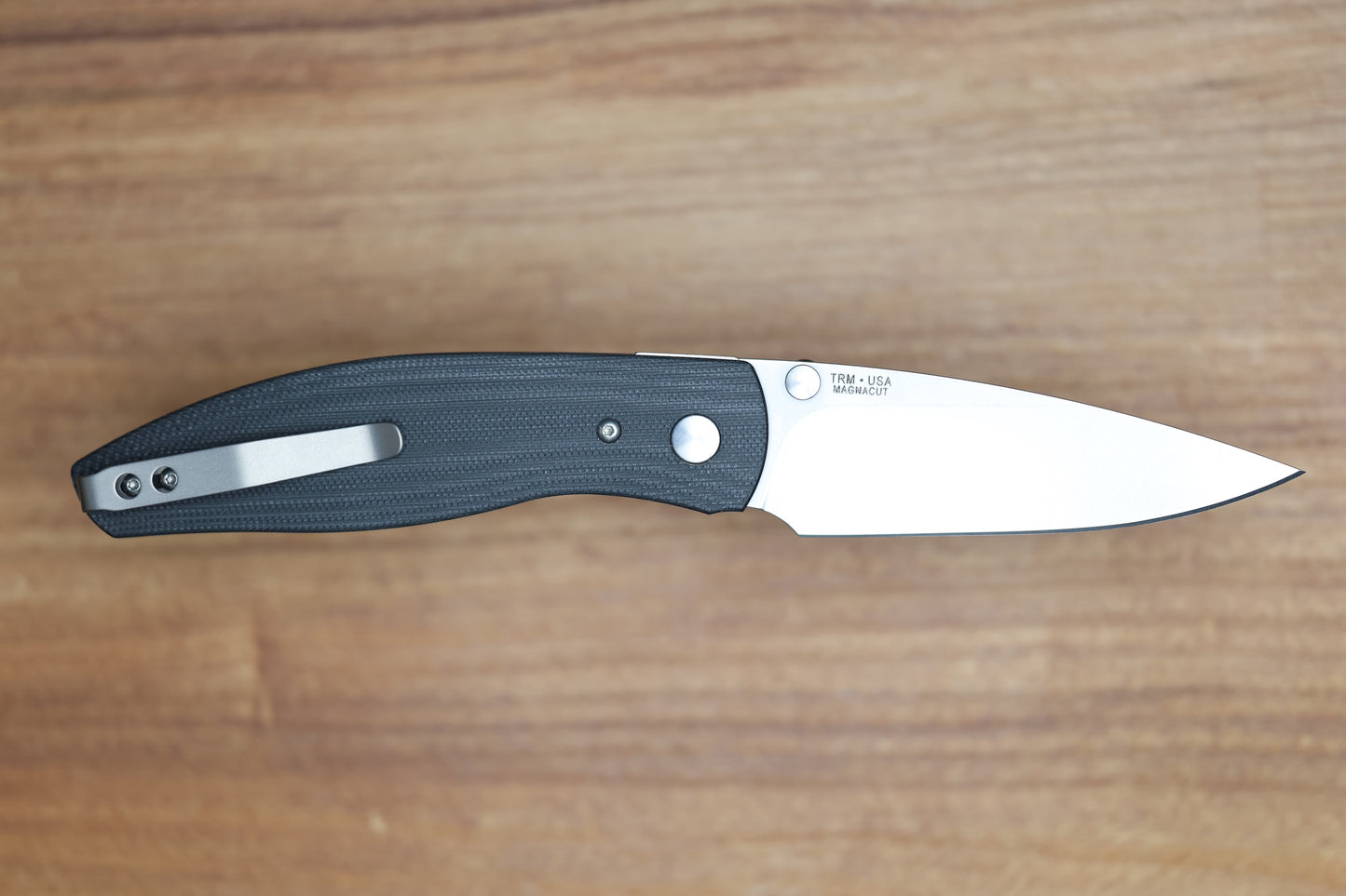 THREE RIVERS MANUFACTURING ATOM JET BLACK G10 MAGNACUT BLADE