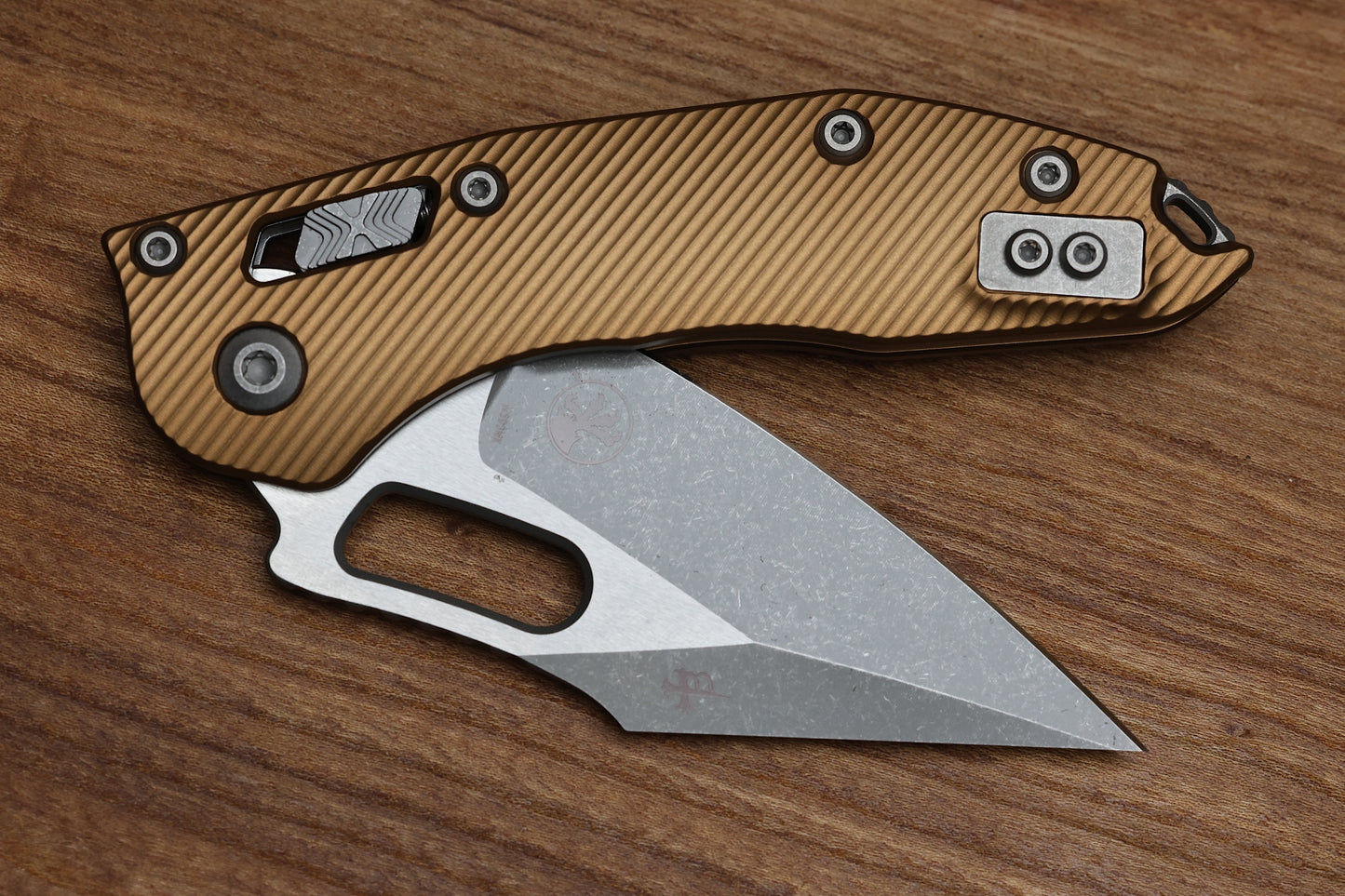 MICROTECH KNIVES MANUAL STITCH RAM LOK FLUTED TAN ALUMINUM APOCALYPTIC STANDARD & M390MK 169RL-10 APFLTA