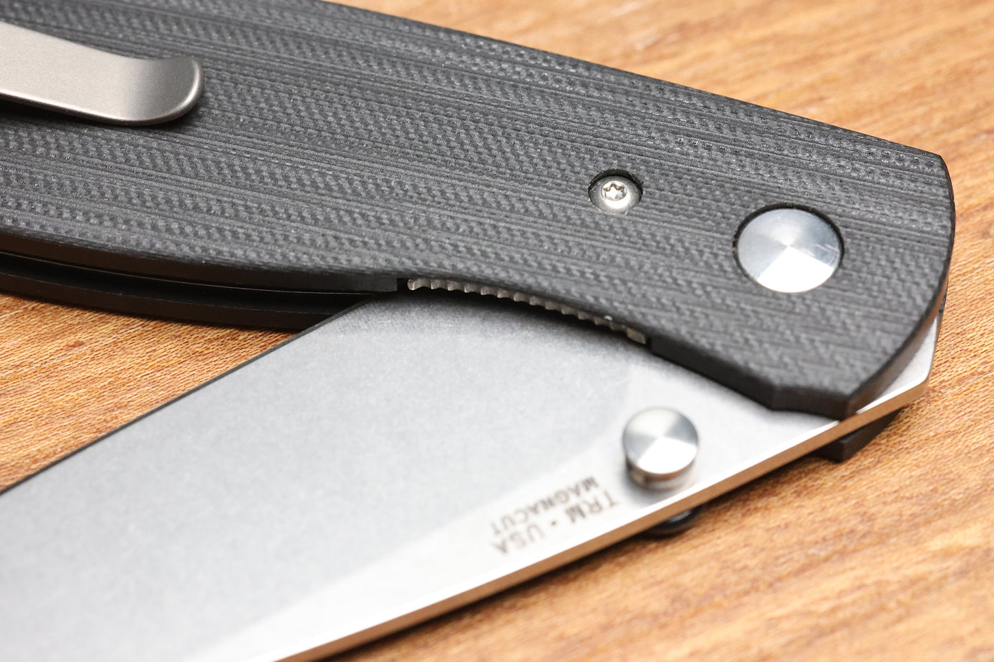 THREE RIVERS MANUFACTURING ATOM JET BLACK G10 MAGNACUT BLADE
