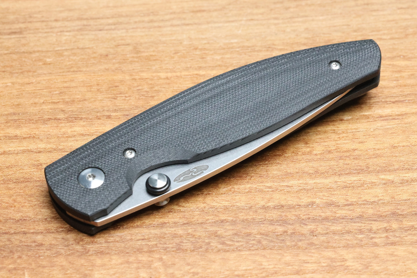 THREE RIVERS MANUFACTURING ATOM JET BLACK G10 MAGNACUT BLADE