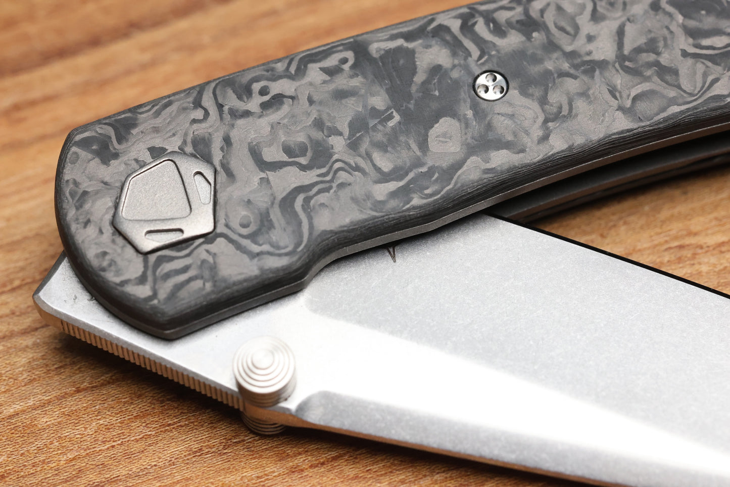 SHARKNIVCO LINER LOCK WAKA V4.9 - BLACK TECHNOCARBO HANDLE - POLISHED STONEWASH RWL34 BLADE