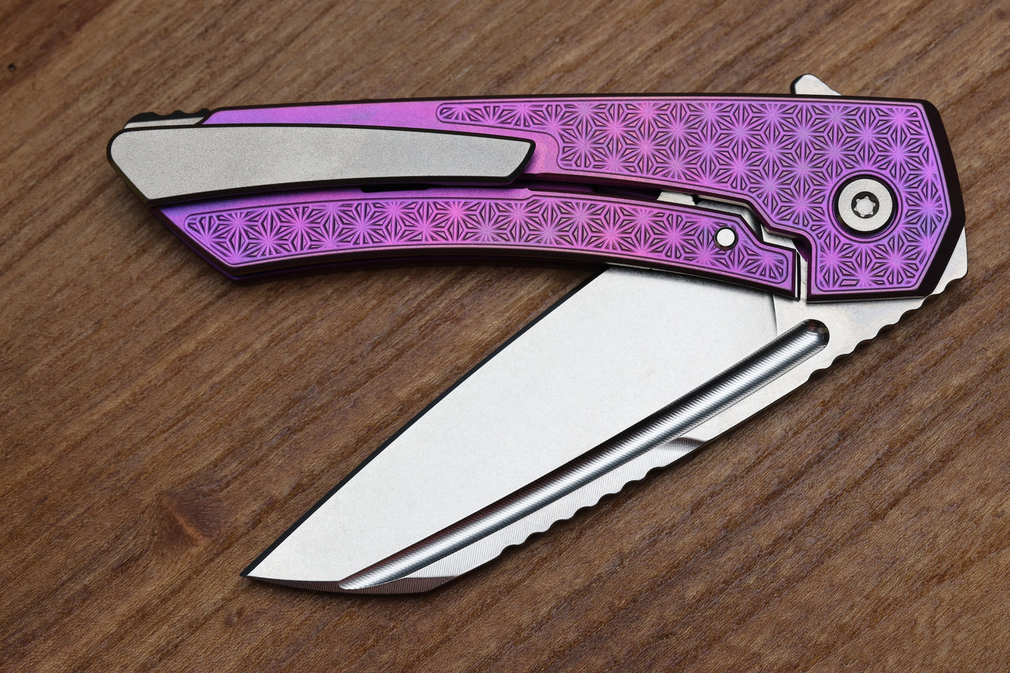 MACHINEWISE MOJAVE #677 PINK FADE TITANIUM AND S90V BLADE