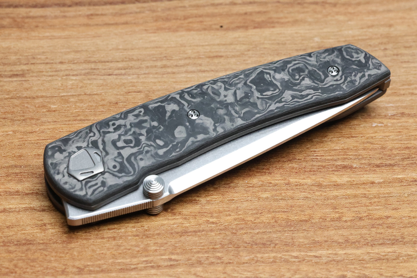 SHARKNIVCO LINER LOCK WAKA V4.9 - BLACK TECHNOCARBO HANDLE - POLISHED STONEWASH RWL34 BLADE