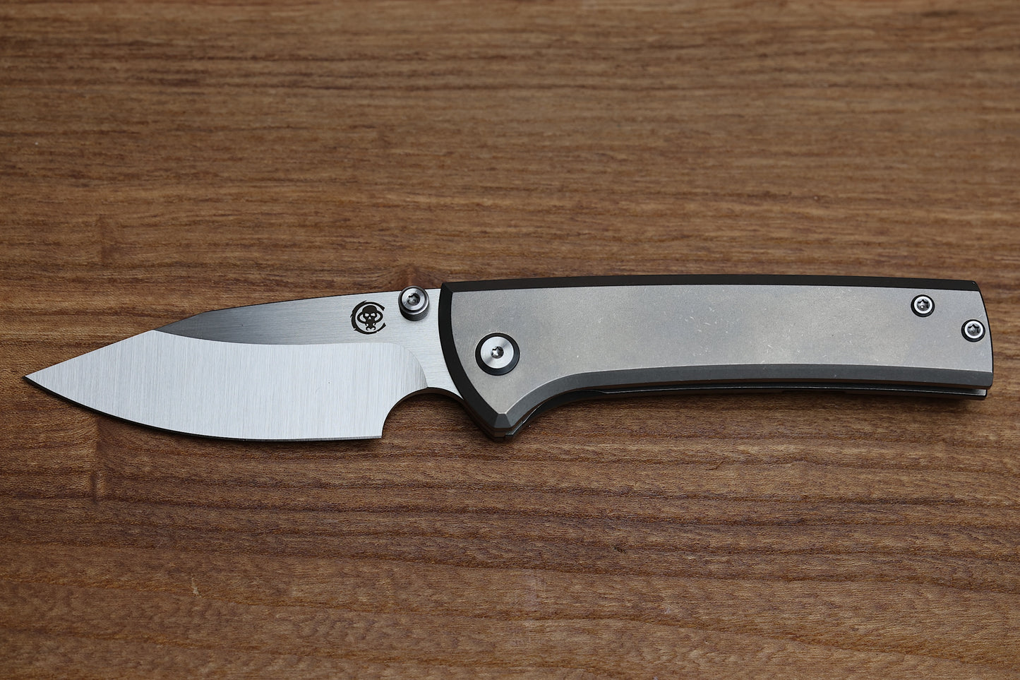 CHAVES ULTRAMAR SCAPEGOAT STREET – M390 BLADE – TITANIUM HANDLE