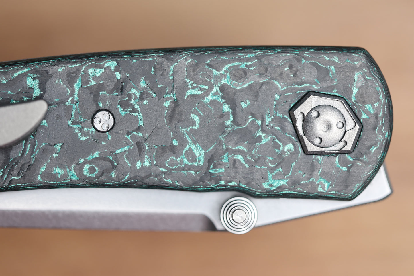 SHARKNIVCO LINER LOCK WAKA V4.9 - TEAL TECHNOCARBO HANDLE - POLISHED STONEWASH RWL34 BLADE