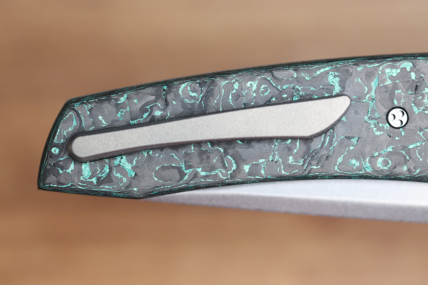 SHARKNIVCO LINER LOCK WAKA V4.9 - TEAL TECHNOCARBO HANDLE - POLISHED STONEWASH RWL34 BLADE