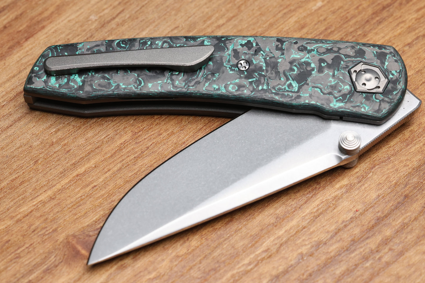 SHARKNIVCO LINER LOCK WAKA V4.9 - TEAL TECHNOCARBO HANDLE - POLISHED STONEWASH RWL34 BLADE