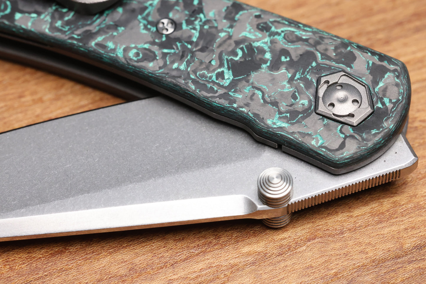 SHARKNIVCO LINER LOCK WAKA V4.9 - TEAL TECHNOCARBO HANDLE - POLISHED STONEWASH RWL34 BLADE