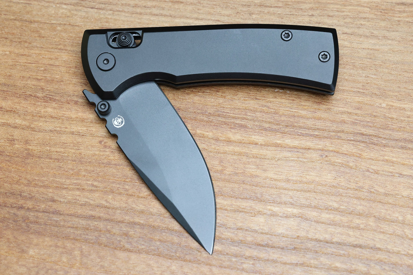 CHAVES KNIVES X-LOCK W/ BLACK ALUMINUM HANDLES & BLACK D2