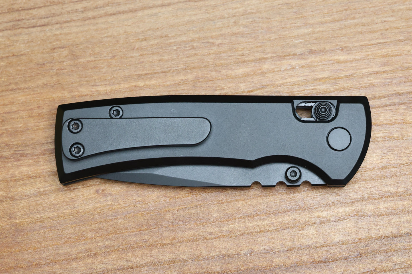 CHAVES KNIVES X-LOCK W/ BLACK ALUMINUM HANDLES & BLACK D2