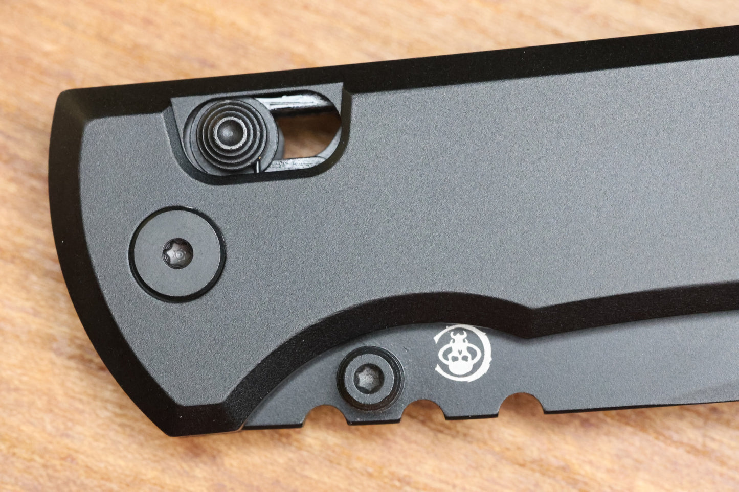 CHAVES KNIVES X-LOCK W/ BLACK ALUMINUM HANDLES & BLACK D2