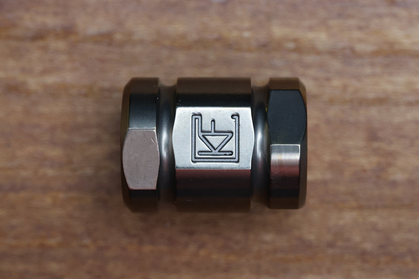 CUSTOM KNIFE FACTORY TITANIUM BEAD