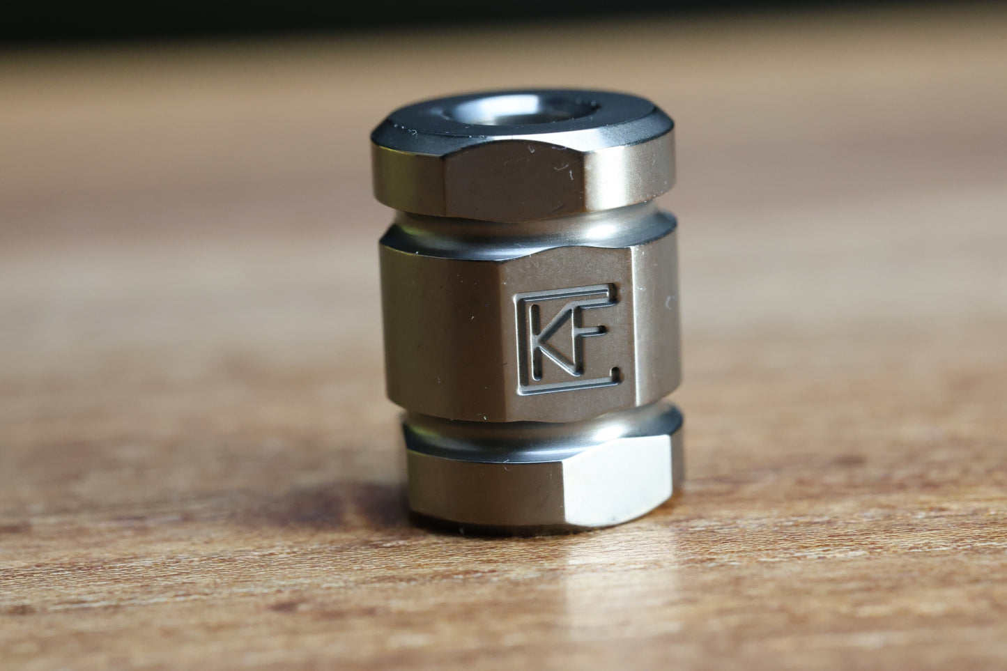 CUSTOM KNIFE FACTORY TITANIUM BEAD