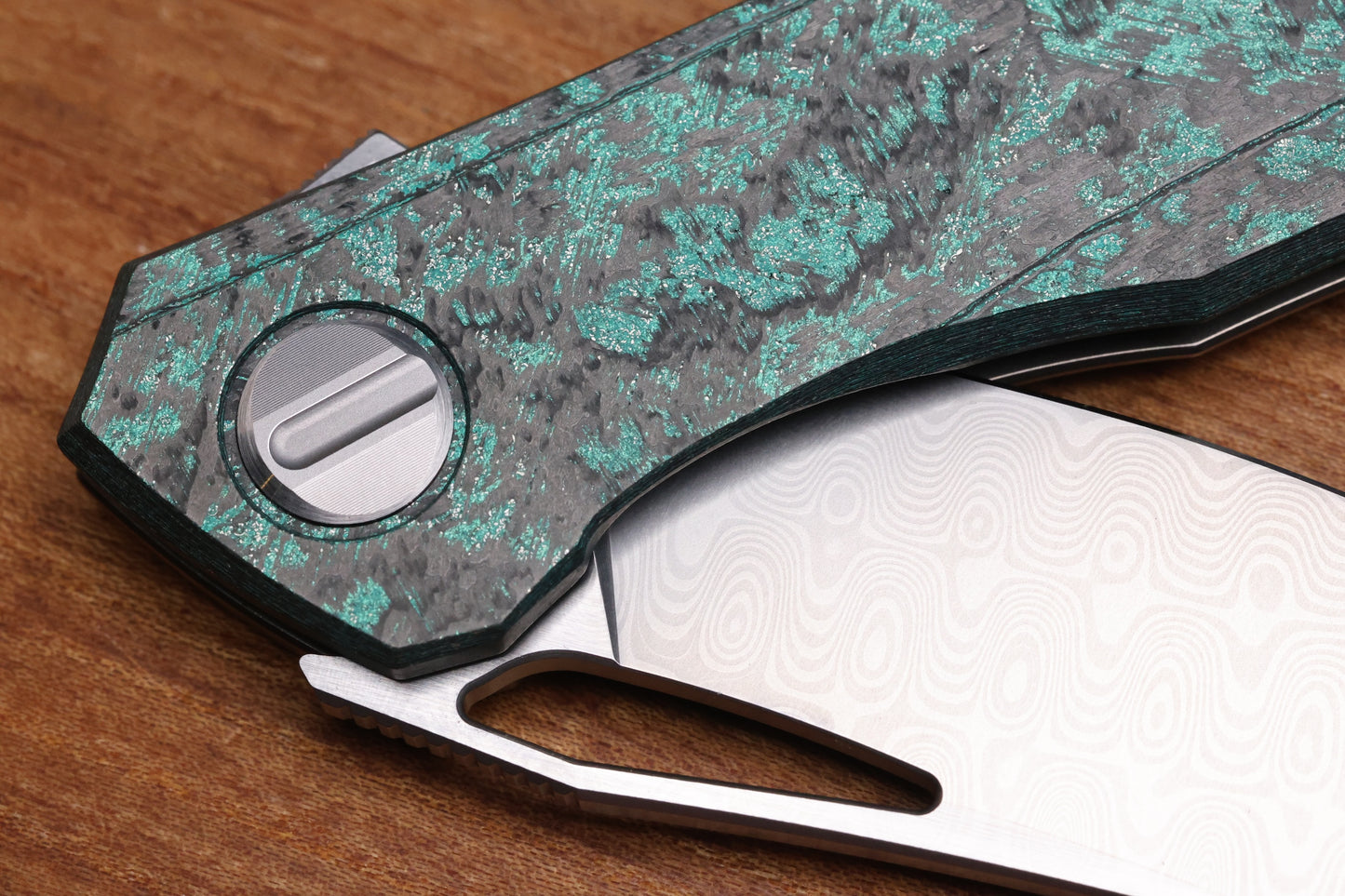 SHIROGOROV KNIVES QUANTIUM TKM - TITANIUM/TEAL MAGNETIC CARBOTI HANDLE - ZDI-E BLADE - SRRBS