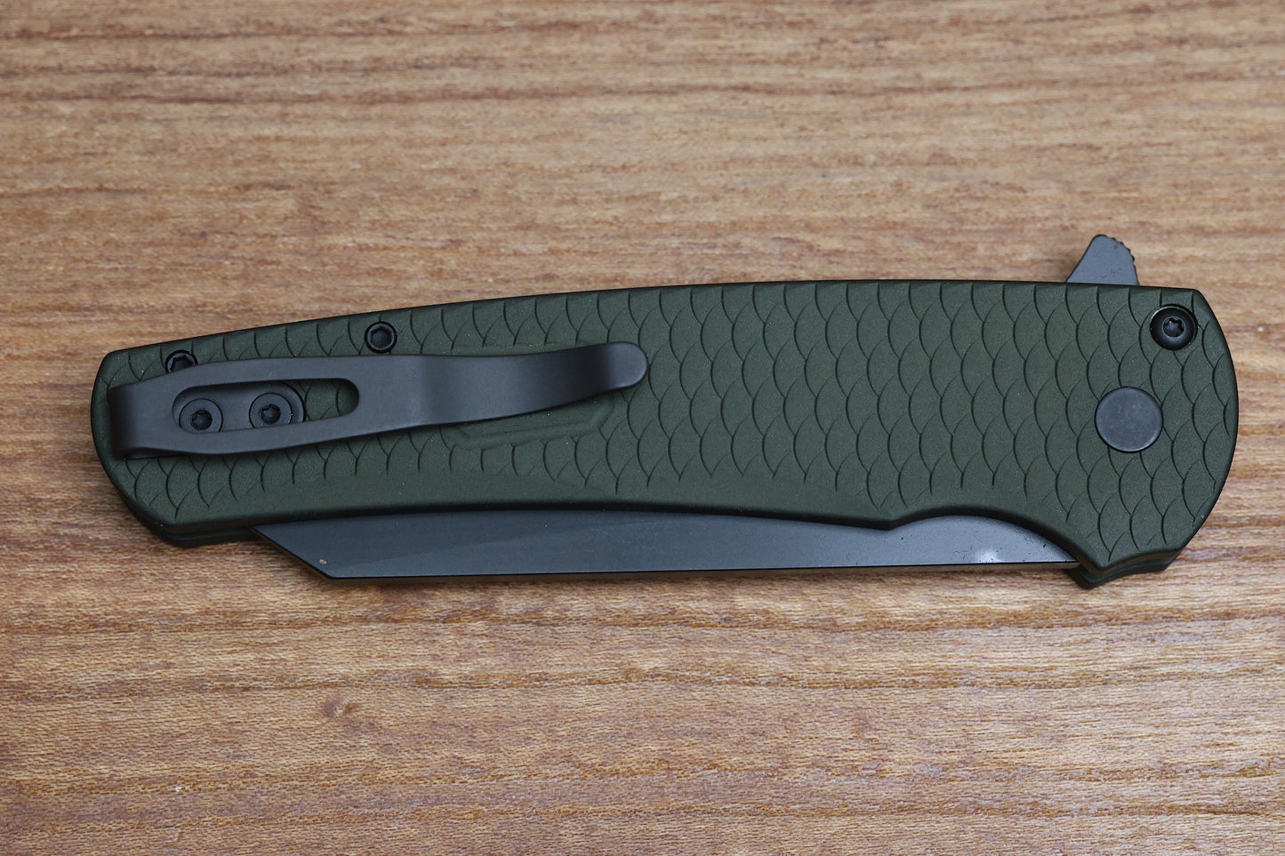 PRO-TECH KNIVES MALIBU FLIPPER - GREEN HANDLE WITH "DRAGON SCALE" TEXTURE - BLACK DLC 20CV REVERSE TANTO BLADE 5236-GREEN