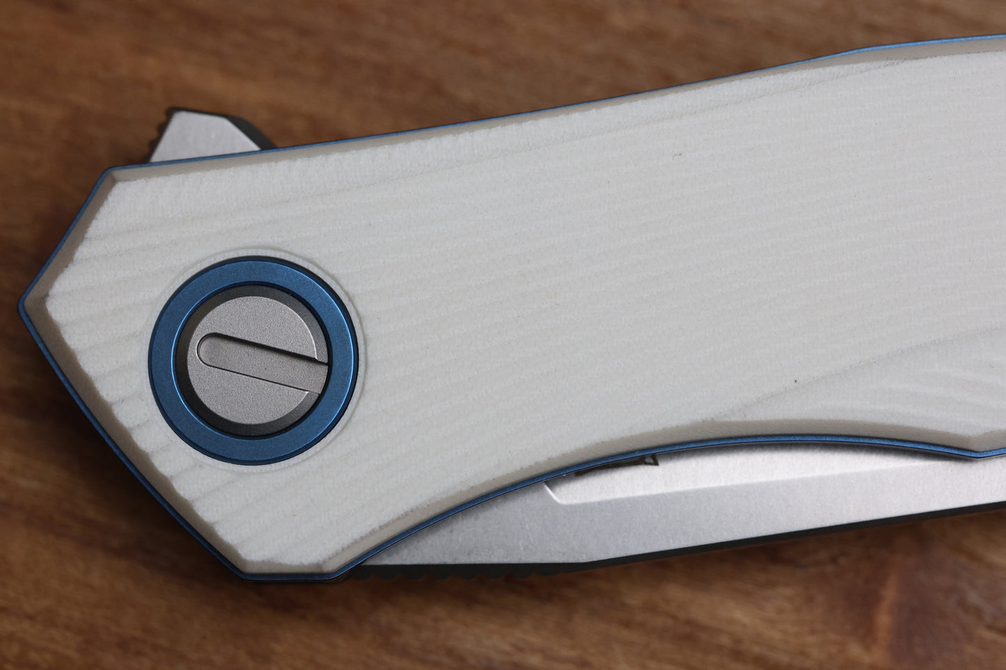 SHIROGOROV URSUS Q95 NY26 - WHITE MICARTA HANDLE - ELMAX BLADE - MRBS