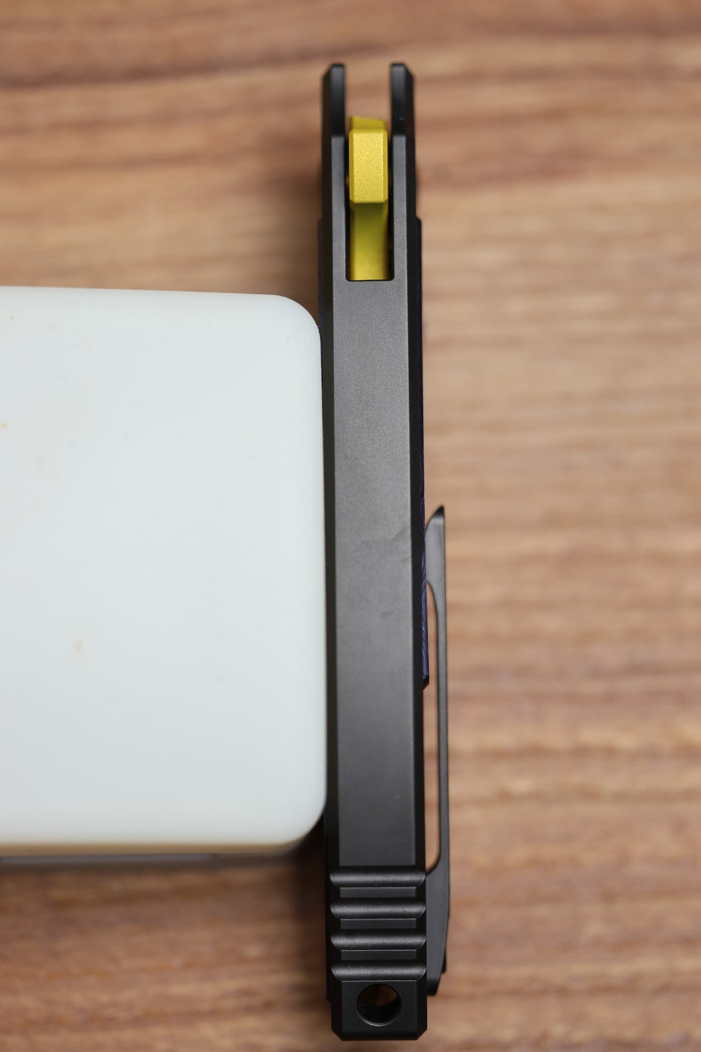 CUSTOM KNIFE FACTORY SNAFU 4.0 MEDIUM GOLD COATED BLADE & ZIRCUTI INLAYS