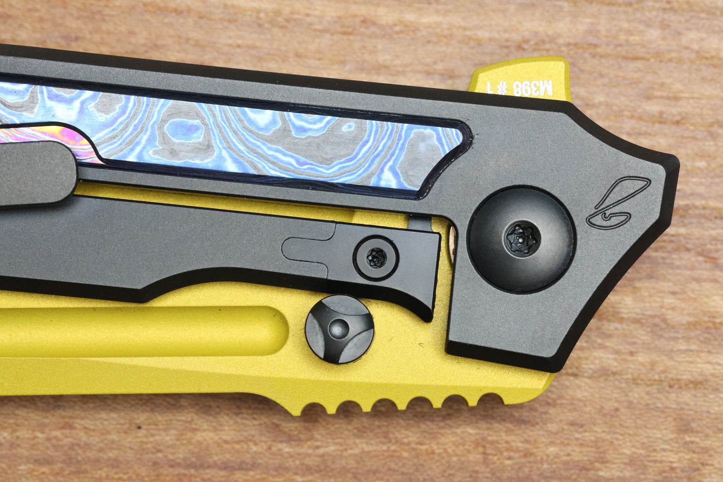 CUSTOM KNIFE FACTORY SNAFU 4.0 MEDIUM GOLD COATED BLADE & ZIRCUTI INLAYS