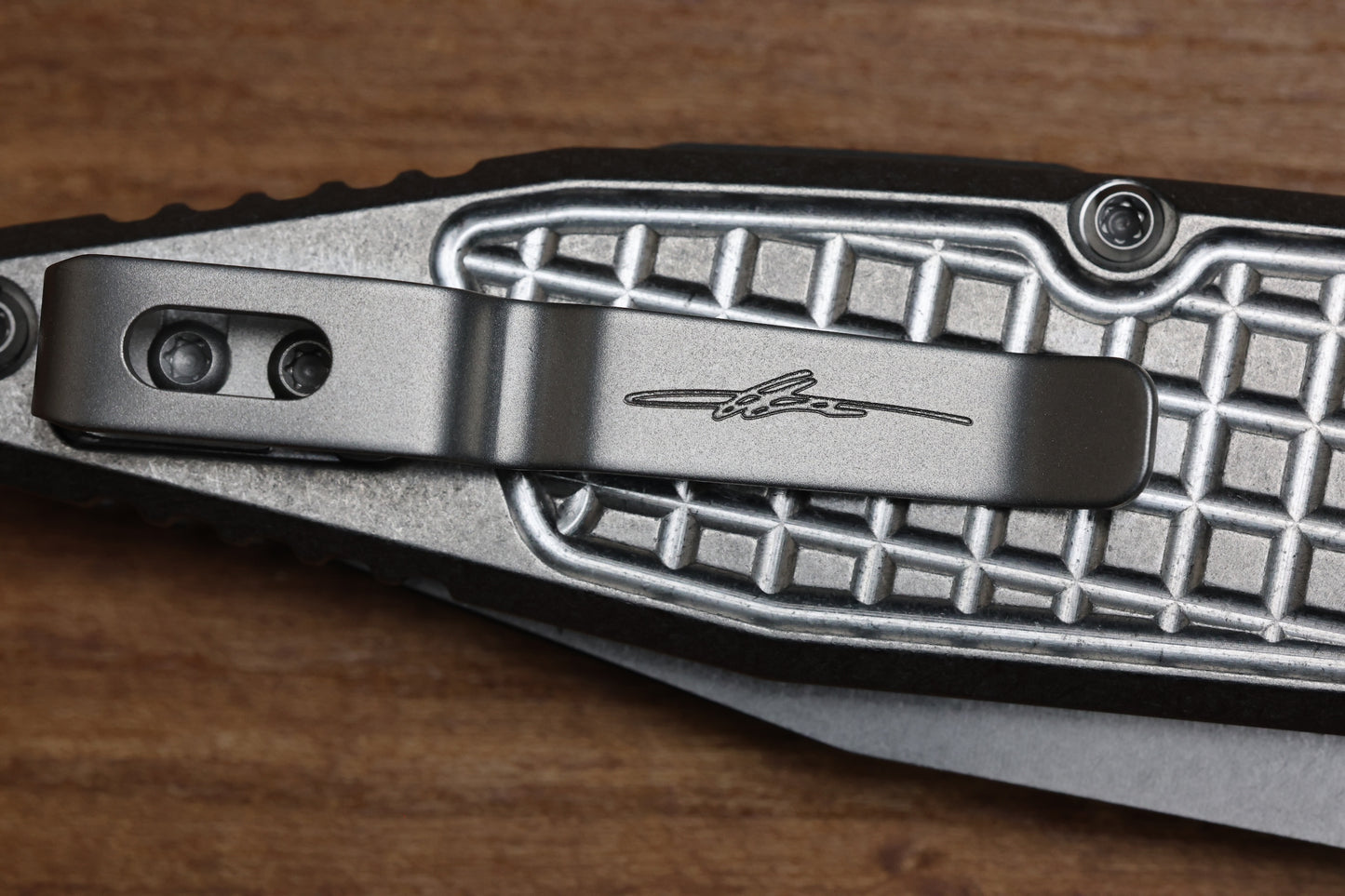 MARFIONE SELECT MICROTECH SOCOM RAM-LOK W/ TITANIUM FRAG HANDLES & SPEAR POINT STONEWASH M390MK 160RL-10FRMS1
