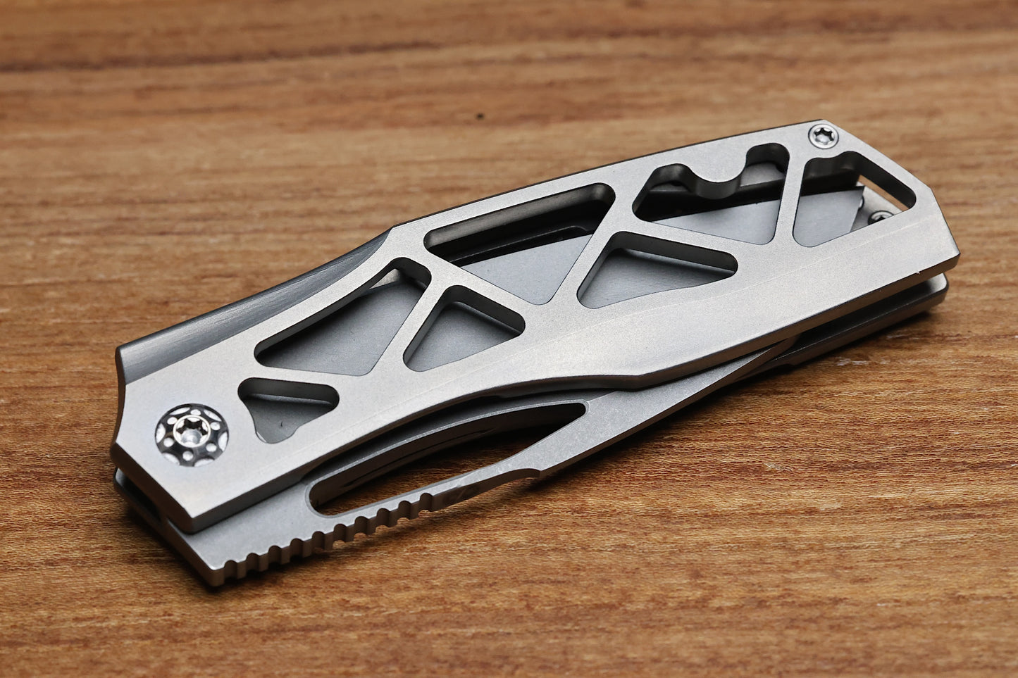 PRINCE CUSTOMS PROTEAN SKELLY 20CV BLADE #690 (PREOWNED)