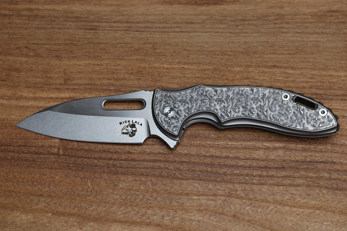 MECHFORCE KNIVES SENTRY RICK LALA COLLAB SCROLL PATTERN TITANIUM & M390