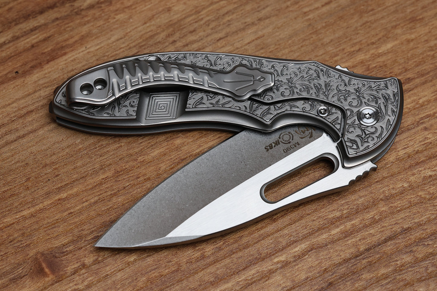 MECHFORCE KNIVES SENTRY RICK LALA COLLAB SCROLL PATTERN TITANIUM & M390