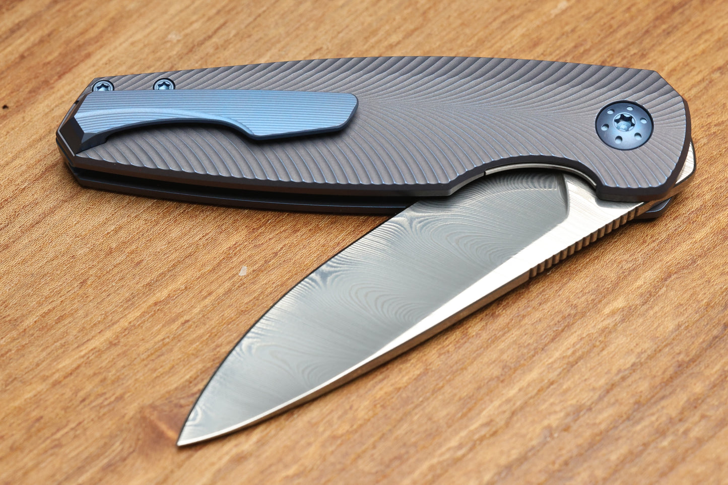 HOLT BLADEWORKS MORPHEUS FEATHER TITANIUM DENSE TWIST DAMASTEEL BLADE MP892 (PREOWNED)