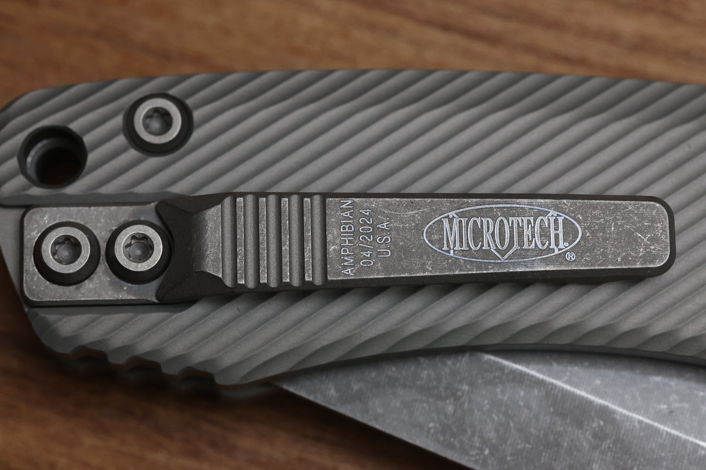 MICROTECH AMPHIBIAN RAM LOK APOCALYPTIC NATURAL CLEAR FLUTED ALUMINUM & M390MK 137RL-10 APFLNC