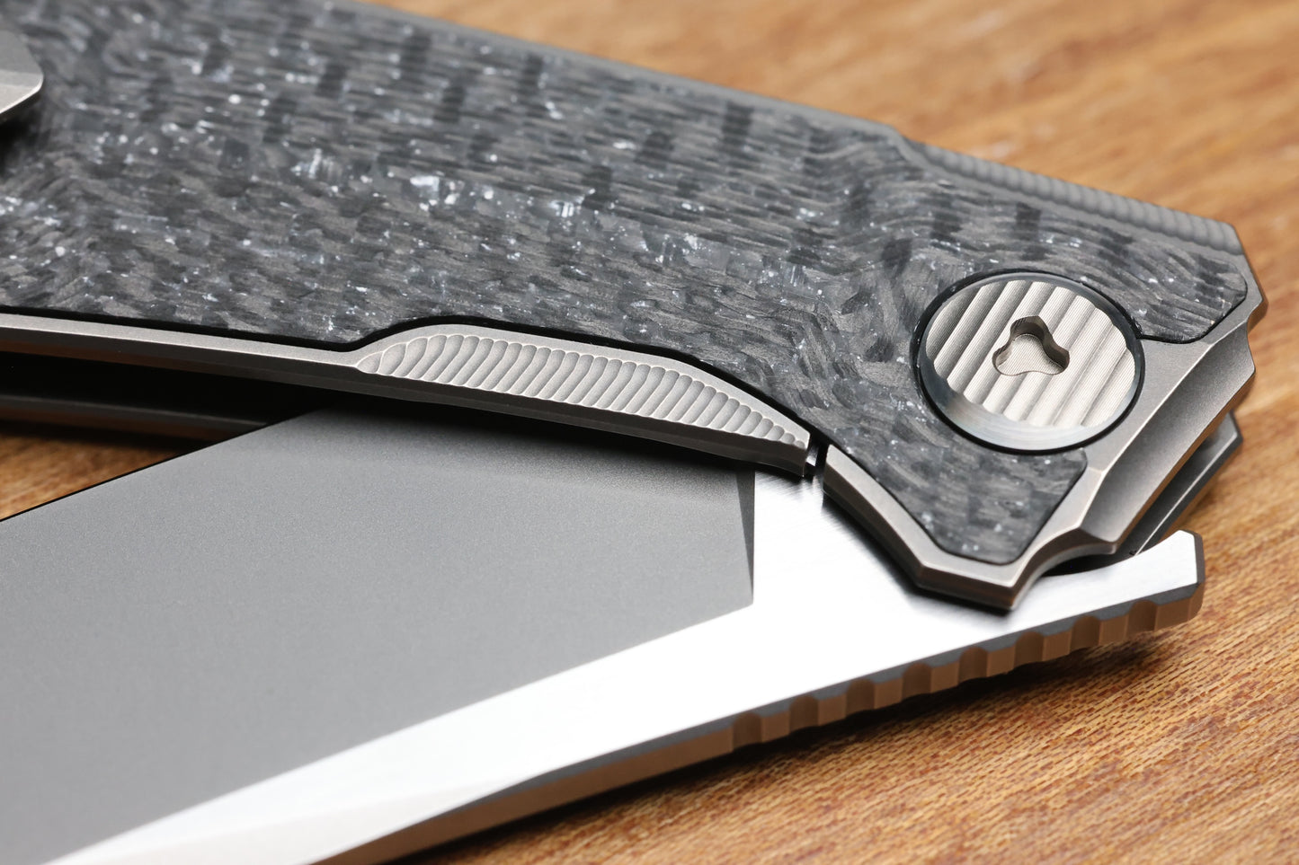 SHIROGOROV PIKE - MAGNACUT BLADE - TITANIUM/WHITE CARBON FIBER - MRBS (DMITRY SINKEVICH DESIGN)