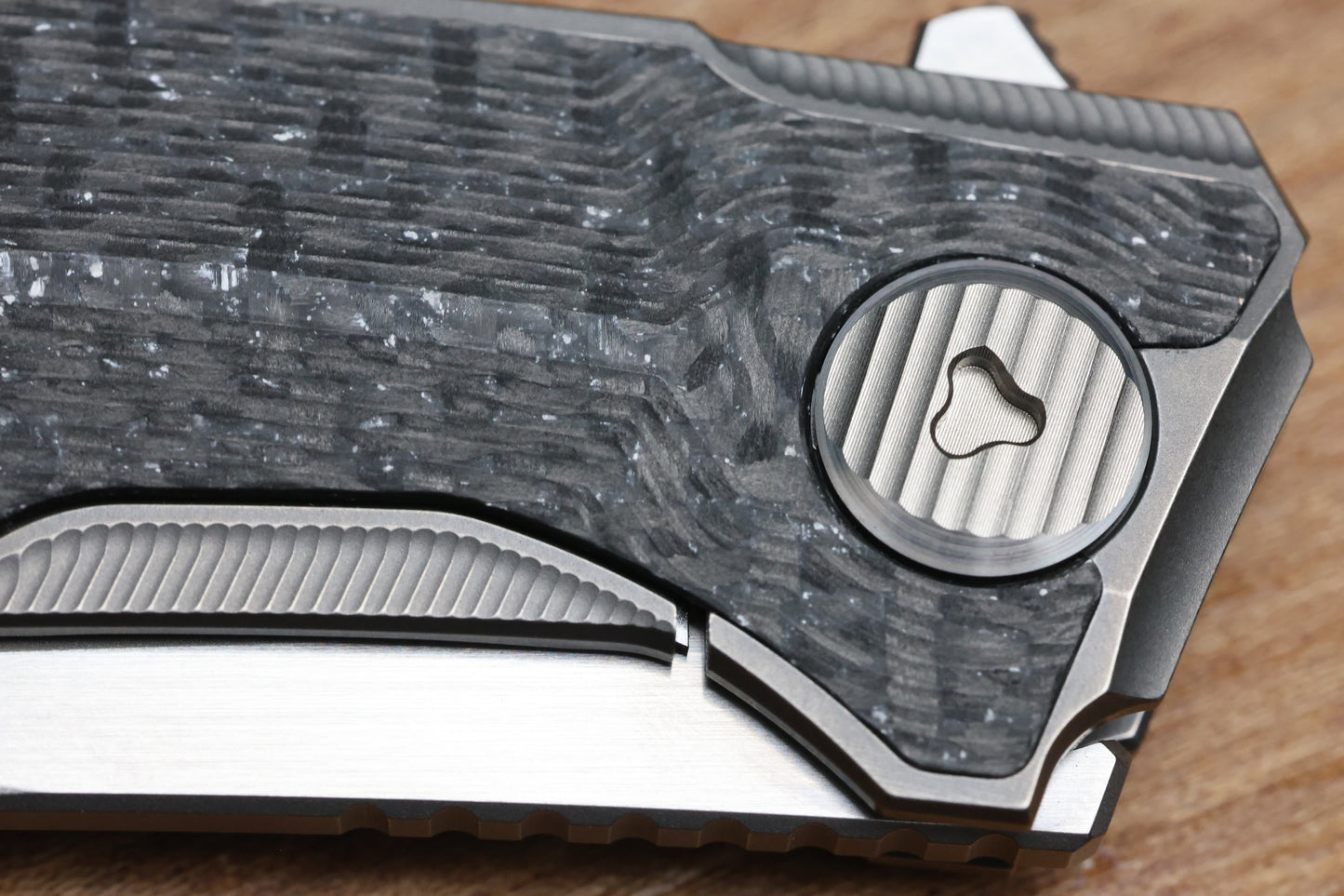 SHIROGOROV PIKE - MAGNACUT BLADE - TITANIUM/WHITE CARBON FIBER - MRBS (DMITRY SINKEVICH DESIGN)