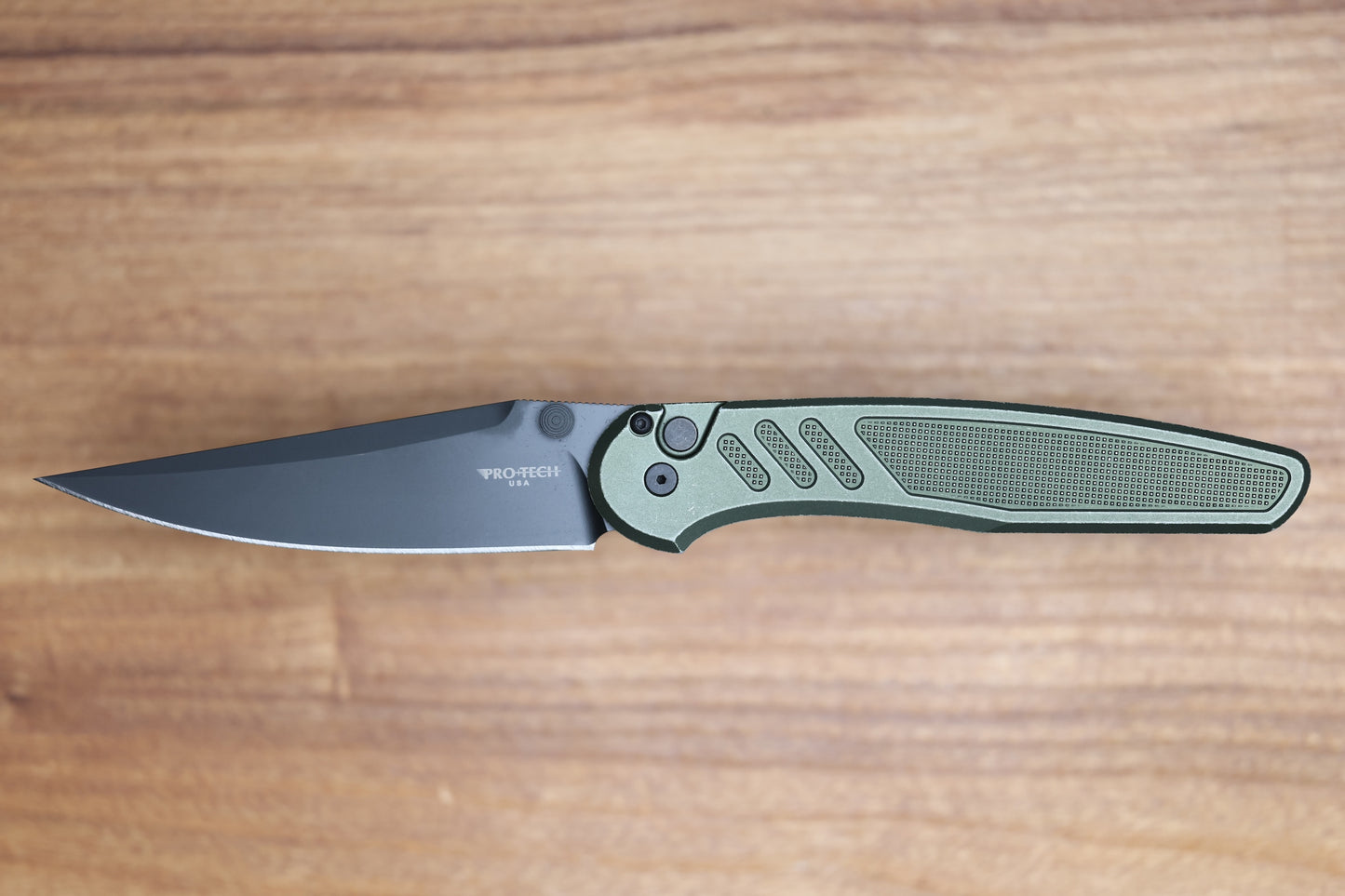 PRO-TECH PEACE NEIGHBOR AVALON BATTLEWORN GREEN BUTTON LOCK DLC DROP POINT PN1103-BW