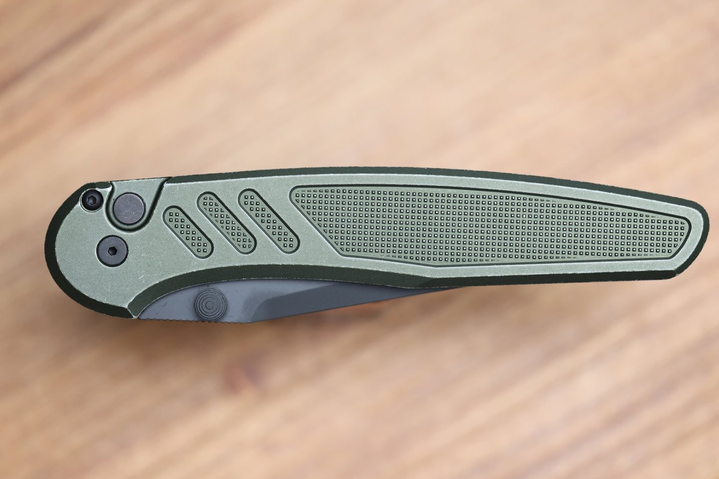 PRO-TECH PEACE NEIGHBOR AVALON BATTLEWORN GREEN BUTTON LOCK DLC DROP POINT PN1103-BW