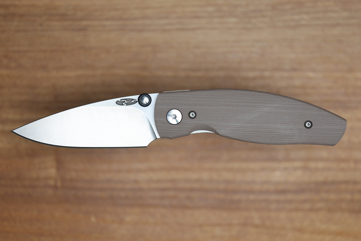 THREE RIVERS MANUFACTURING NEUTRON 2 EARTH BROWN G10 MAGNACUT BLADE
