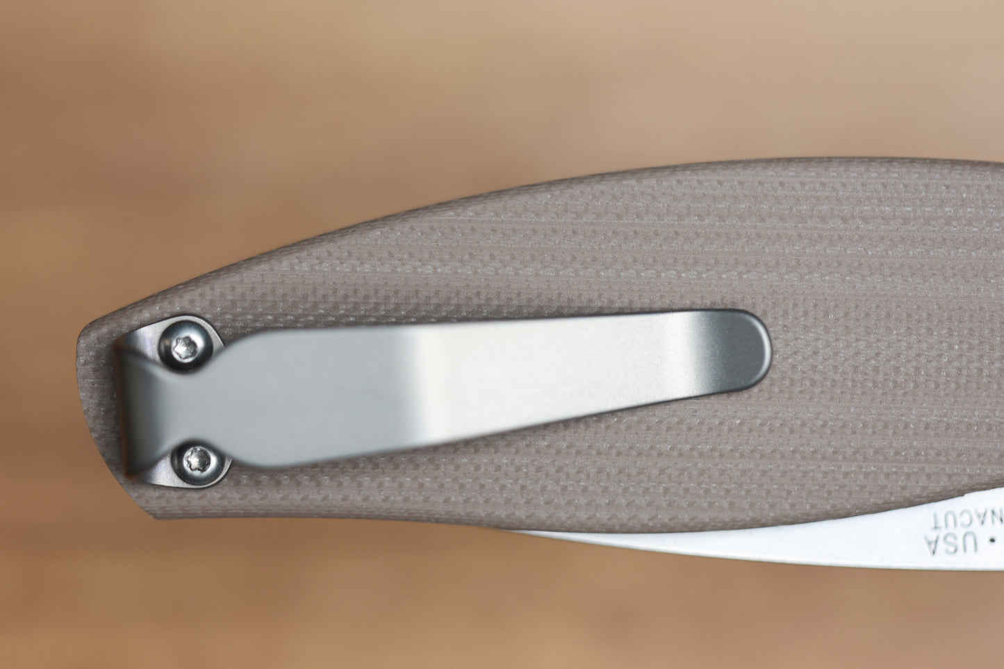 THREE RIVERS MANUFACTURING NEUTRON 2 EARTH BROWN G10 MAGNACUT BLADE